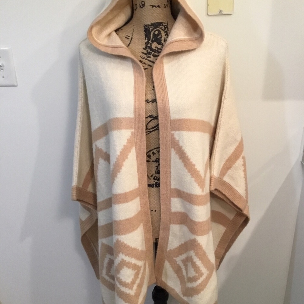 ❌SOLD❌💕Gorgeous Anthropologie Cape by Moth - Picture 1 of 4